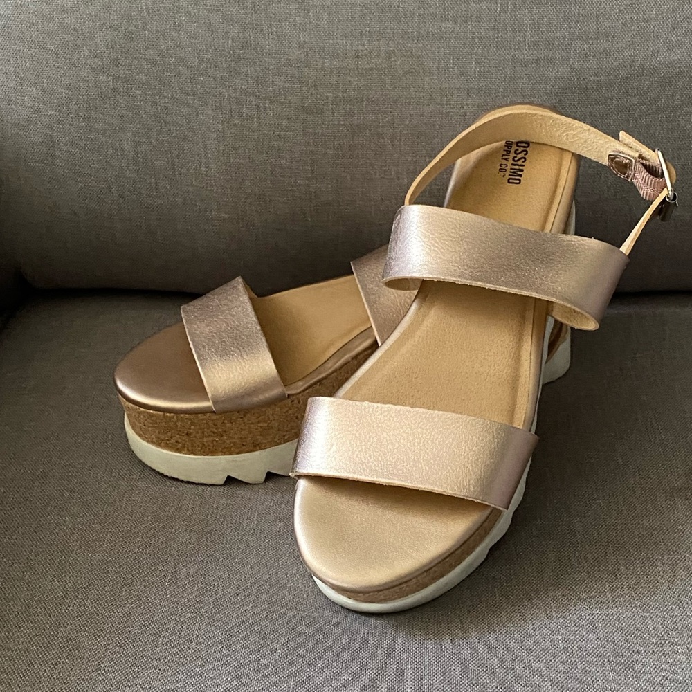 Mossimo Supply Co. Women's Platform Sandals - Metallic Gold